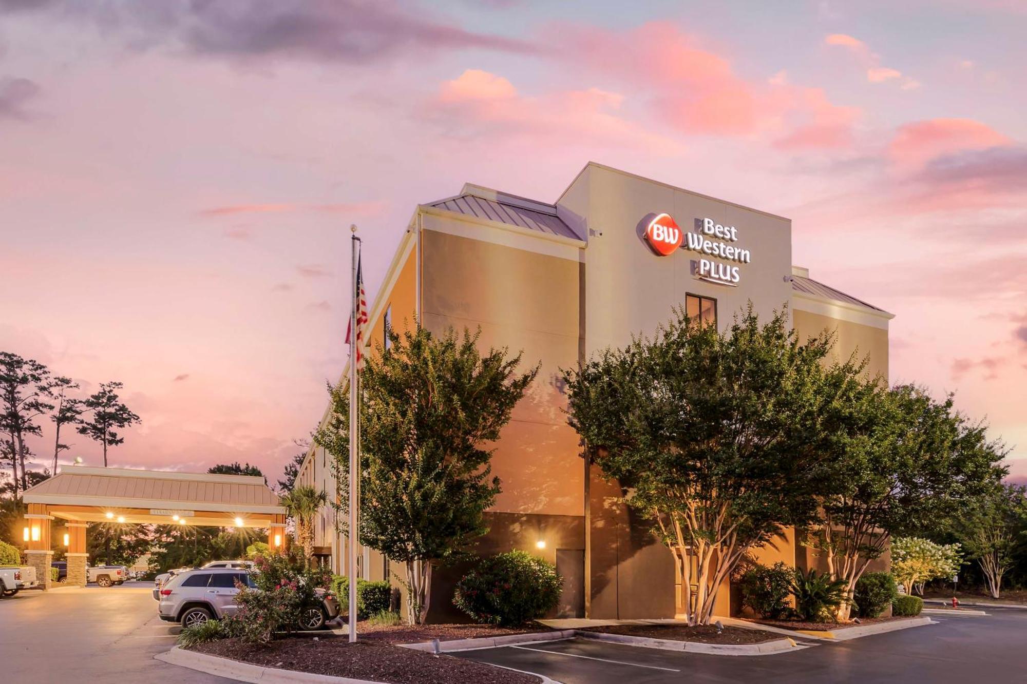Best Western Plus Wilmington / Wrightsville Beach Exterior foto